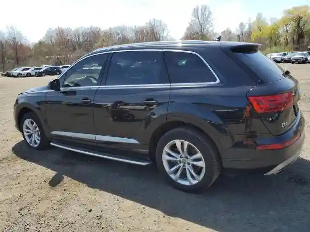 WA1LAAF70JD051877 2018 AUDI Q7-1
