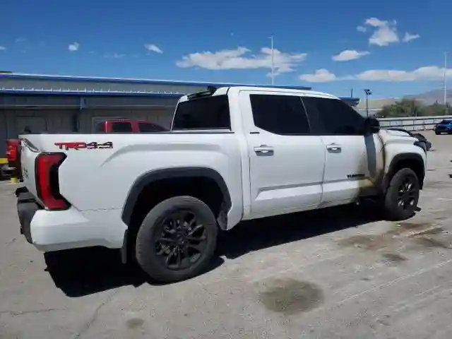 5TFWA5DBXSX250274 2025 TOYOTA TUNDRA-2