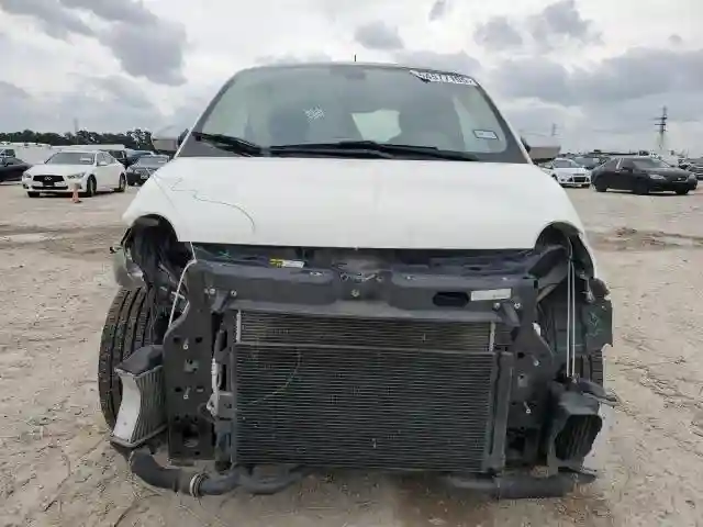 3C3CFFCH0JT524189 2018 FIAT 500-4