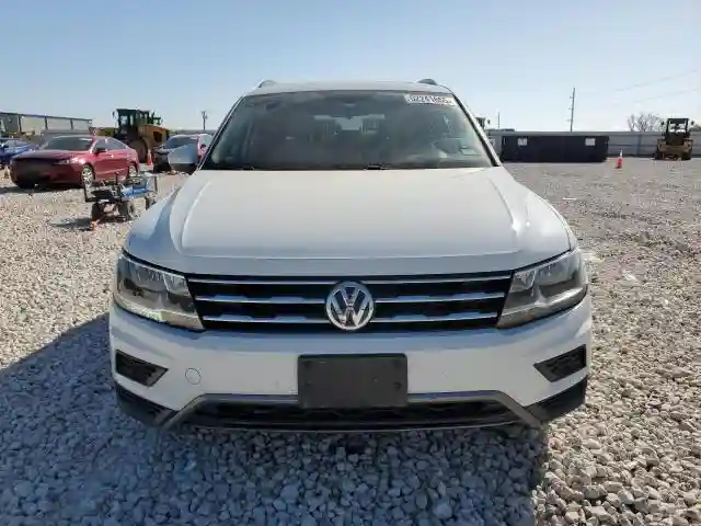 3VV3B7AX0KM028457 2019 VOLKSWAGEN TIGUAN-4