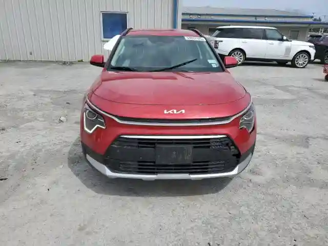 KNDCP3LE4P5094396 2023 KIA NIRO-4