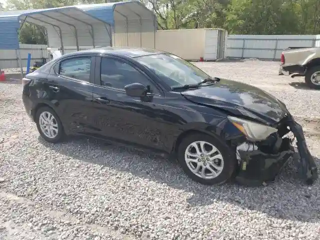 3MYDLBZV2GY101674 2016 TOYOTA SCION-3