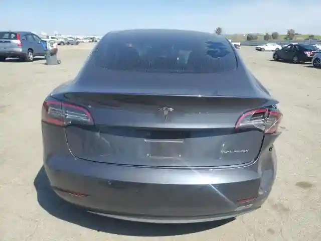 5YJ3E1EB8JF130500 2018 TESLA MODEL 3-5