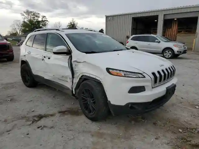 1C4PJMCSXGW283255 2016 JEEP GRAND CHEROKEE-3