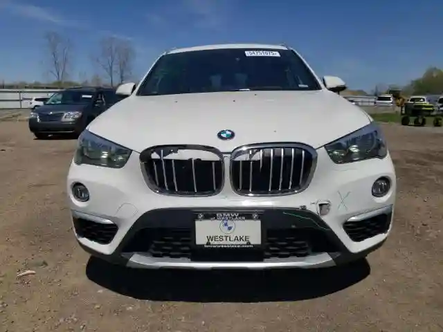 WBXHT3C51K3H35953 2019 BMW X1-4