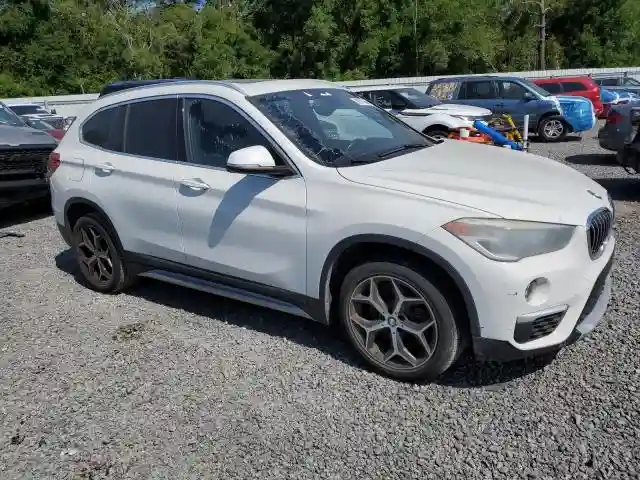WBXHU7C32J5L07666 2018 BMW X1-3
