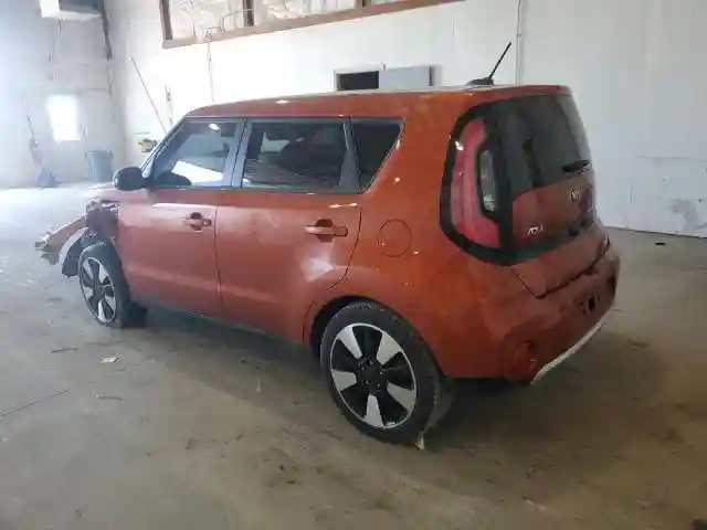 KNDJP3A58J7586967 2018 KIA SOUL-1