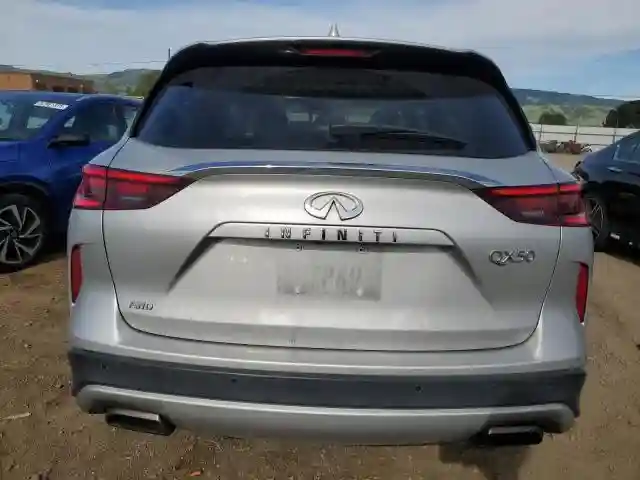 3PCAJ5M33KF124142 2019 INFINITI QX50-5