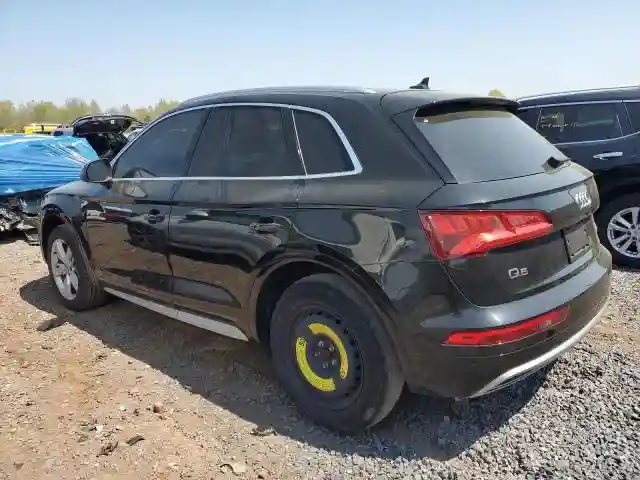 WA1BNAFY1J2196964 2018 AUDI Q5-1