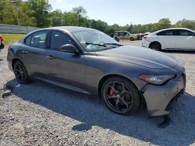 ZARFANANXK7609658 2019 ALFA ROMEO GIULIA-3