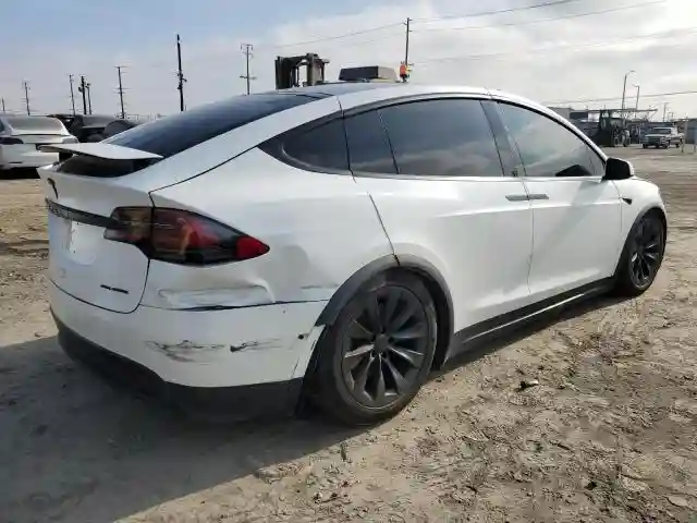5YJXCBE22MF311576 2021 TESLA MODEL X-2