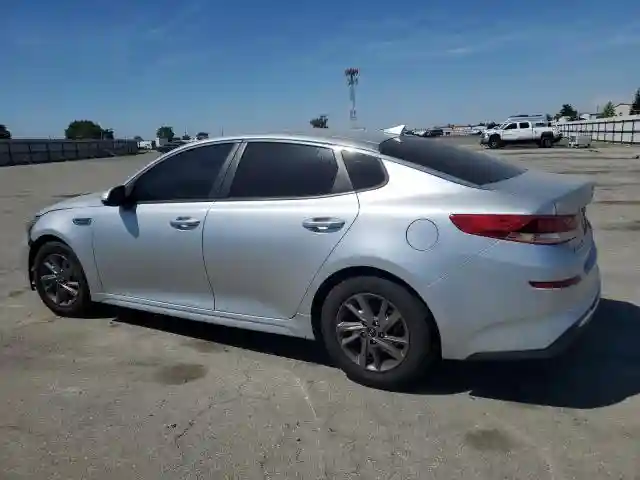 5XXGT4L32KG358334 2019 KIA OPTIMA-1