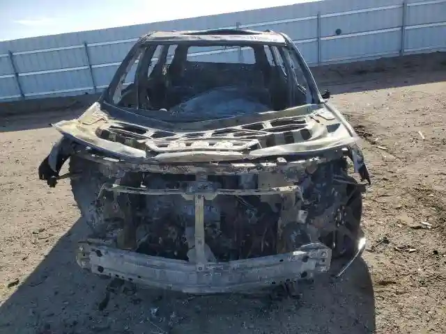 1GNERKKW0KJ273145 2019 CHEVROLET TRAVERSE-4