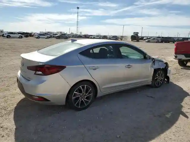 5NPD84LF4KH463699 2019 HYUNDAI ELANTRA-2