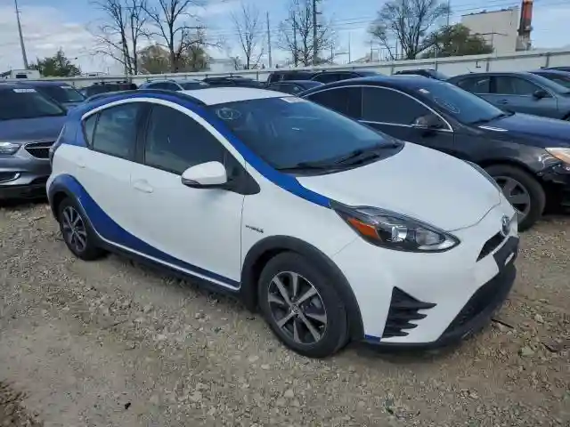 JTDKDTB33J1613084 2018 TOYOTA PRIUS-3