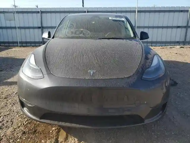 7SAYGDED1SA373036 2025 TESLA MODEL Y-4