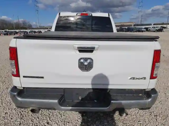 1C6SRFBT5KN915934 2019 RAM 1500-5