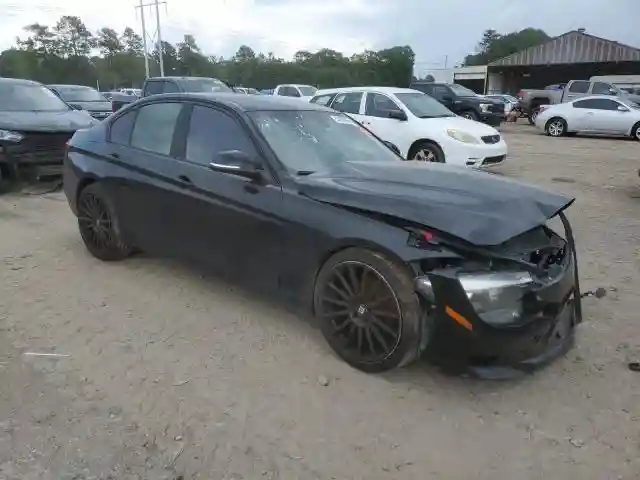 WBA3B1C5XFP831586 2015 BMW 3 SERIES-3
