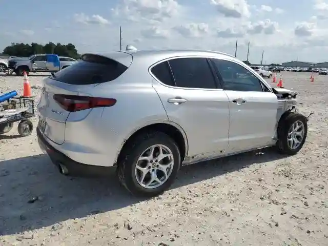 ZASPAKAN9M7D08242 2021 ALFA ROMEO STELVIO-2