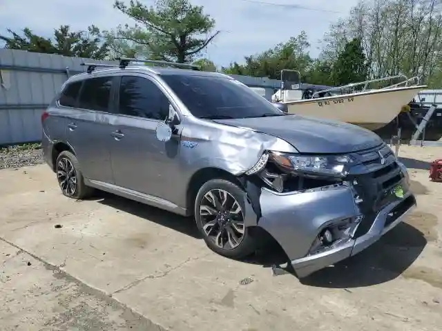JA4J24A56JZ028053 2018 MITSUBISHI OUTLANDER-3