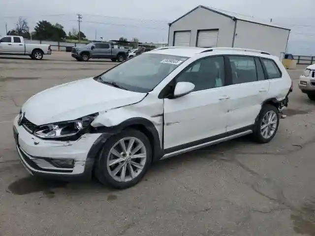 3VWM17AU4HM523262 2017 VOLKSWAGEN GOLF-0
