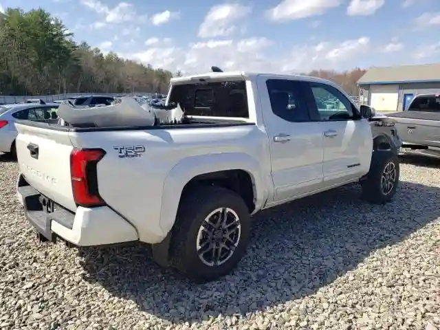 3TYLB5JN9RT015366 2024 TOYOTA TACOMA-2