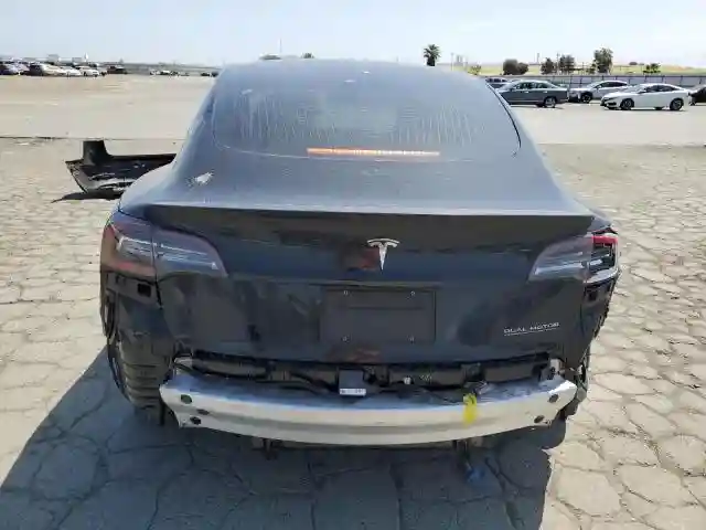 5YJ3E1EBXKF367992 2019 TESLA MODEL 3-5