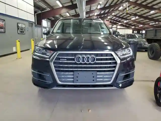 WA1LAAF78HD029250 2017 AUDI Q7-4