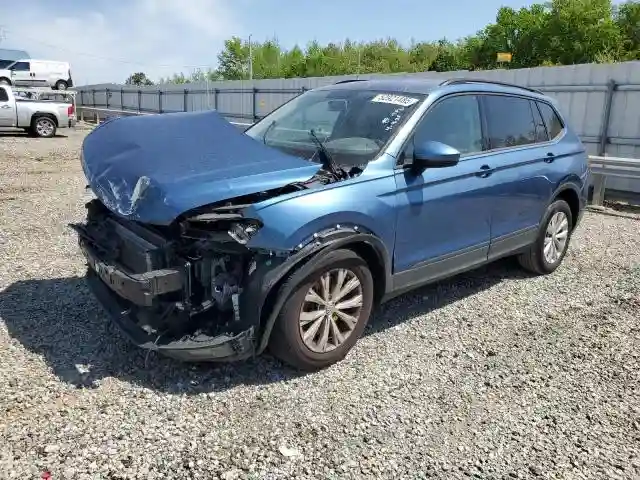 3VV1B7AX3JM028653 2018 VOLKSWAGEN TIGUAN-0