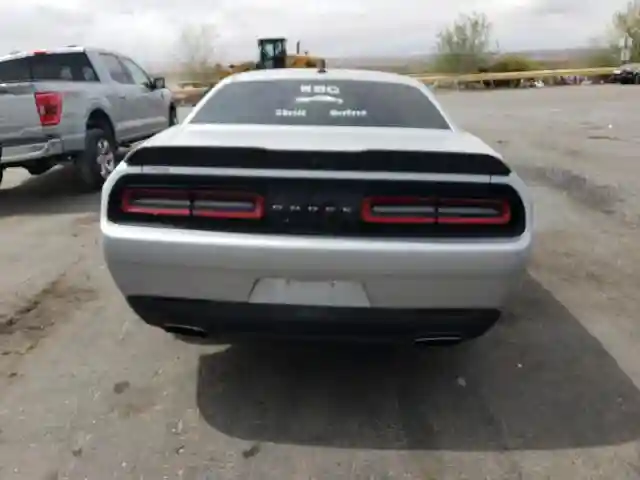 2C3CDZAG4KH636182 2019 DODGE CHALLENGER-5