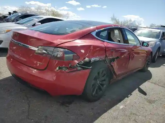 5YJSA1E26JF260623 2018 TESLA MODEL S-2