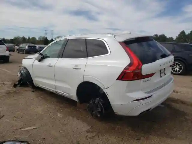 YV4102RL3J1028428 2018 VOLVO XC60-1