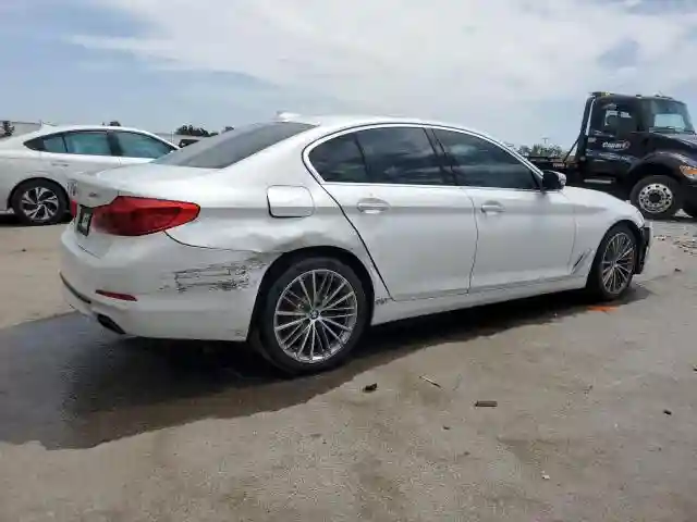 WBAJE5C3XHG477690 2017 BMW 5 SERIES-2