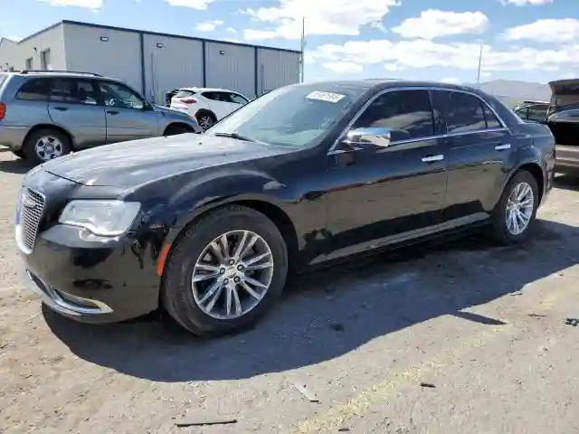 2C3CCAEG8HH580013 2017 CHRYSLER 300-0