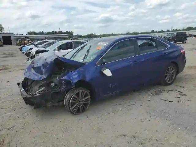 4T1BF1FK4FU957962 2015 TOYOTA CAMRY-0