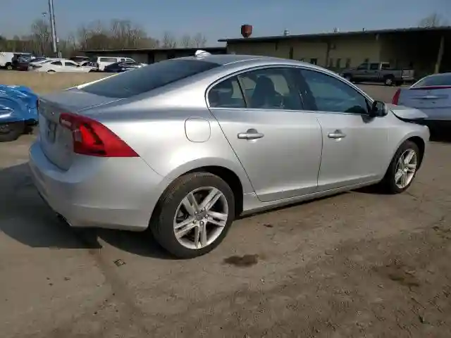 YV1612TK9F1355746 2015 VOLVO S60-2