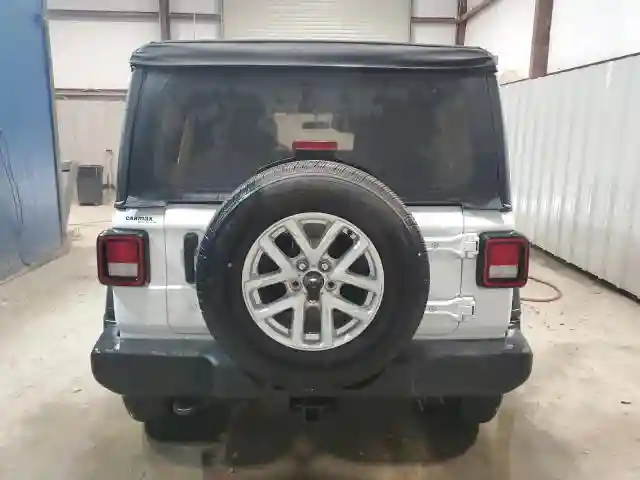 1C4HJXDG5JW141662 2018 JEEP WRANGLER-5