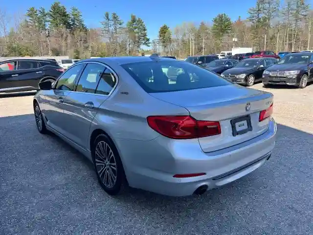 WBAJB1C59JB084298 2018 BMW 5 SERIES-2