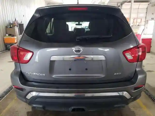5N1DR2MM1JC675027 2018 NISSAN PATHFINDER-5