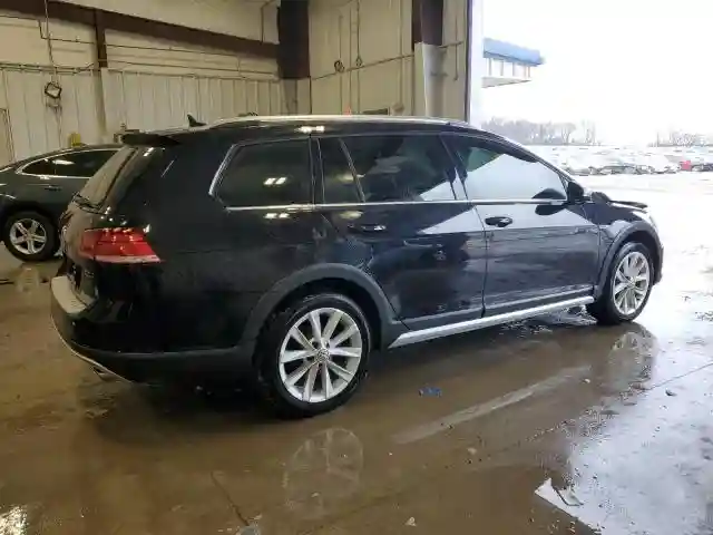 3VWH17AUXKM513554 2019 VOLKSWAGEN GOLF-2