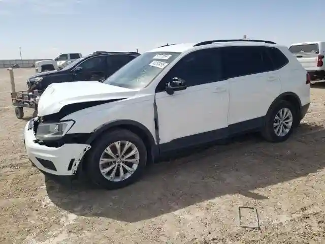3VV1B7AX7KM188679 2019 VOLKSWAGEN TIGUAN-0