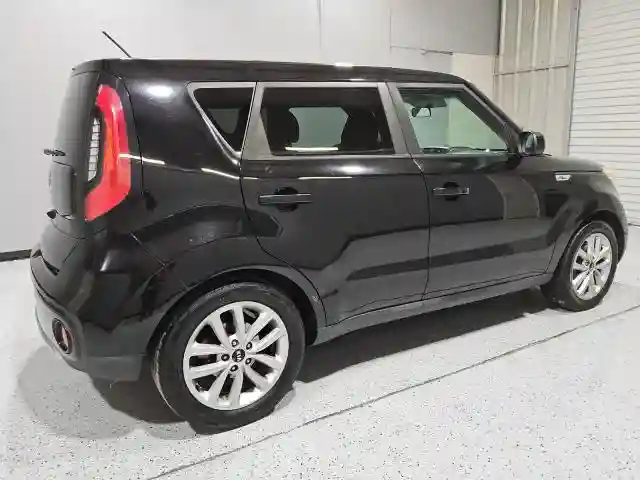 KNDJP3A53H7478041 2017 KIA SOUL-2
