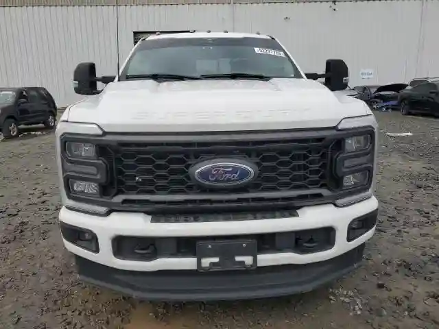 1FT8W3BT6PED13884 2023 FORD F350-4