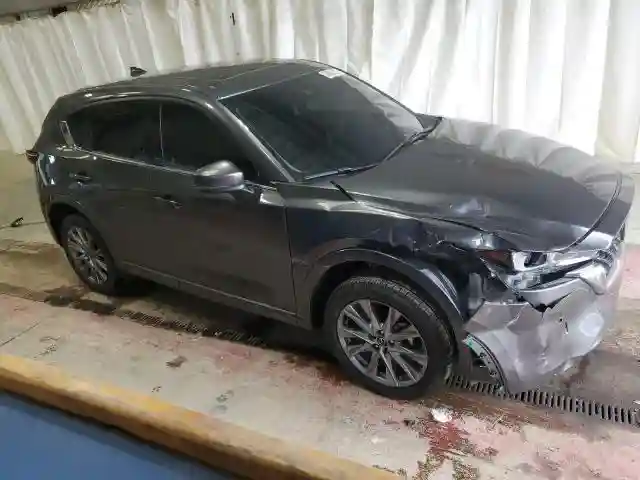 JM3KFBEM6S0550117 2025 MAZDA CX-5 PREMI-3