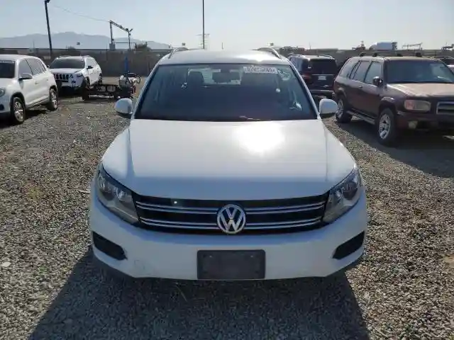 WVGAV7AX6HK016340 2017 VOLKSWAGEN TIGUAN-4
