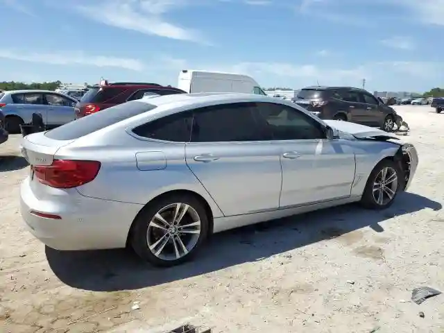 WBA8Z9C54KB220699 2019 BMW 3 SERIES-2