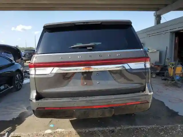 5LMJJ3TG7REL07346 2024 LINCOLN NAVIGATOR-5