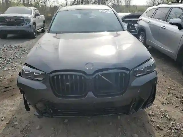 5UX53DP09R9U65376 2024 BMW X3-4
