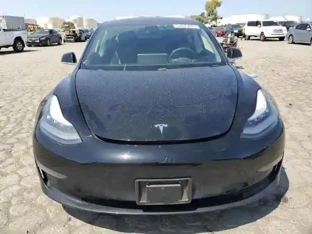 5YJ3E1EBXKF367992 2019 TESLA MODEL 3-4