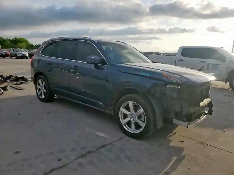 YV4A22PK7L1581431 2020 VOLVO XC90-3